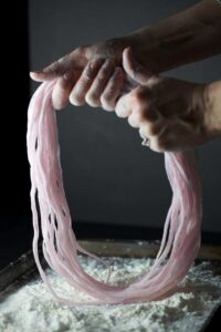 مراحل تهیه پشمک خانگی