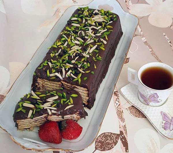 کیک در یخچال