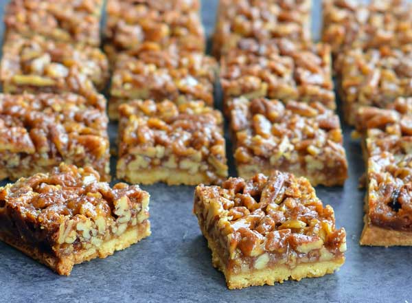 طرز تهیه اسلایل مغزدار کاراملی