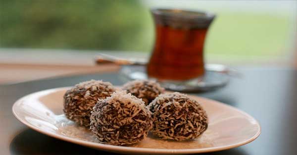 طرز تهیه توپک خرمایی