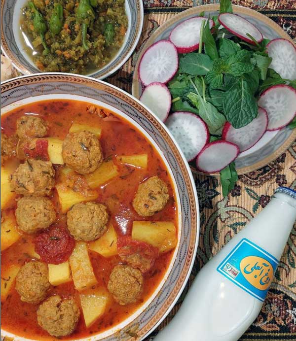 طرز تهیه خورشت سرگنجشکی