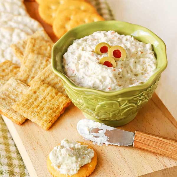 طرز تهیه دیپ زیتون با پنیر