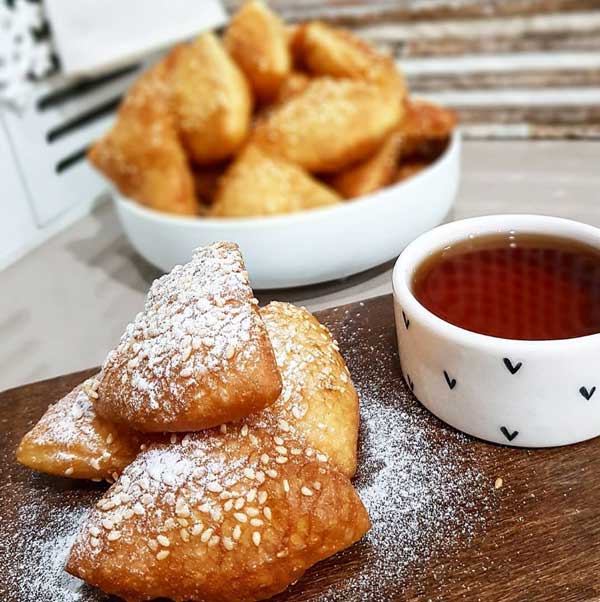 طرز تهیه نان سیمیت پیشی