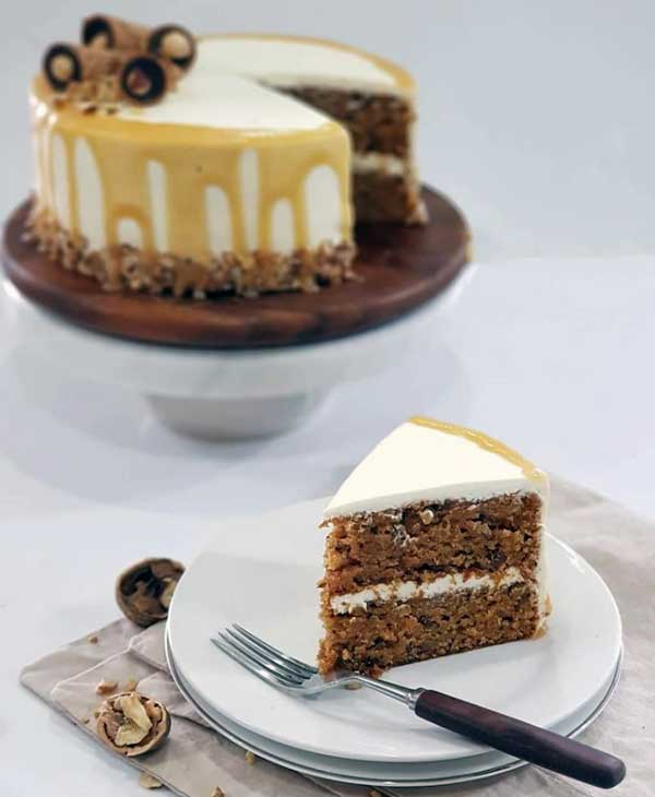 طرز تهیه کیک هویج و گردو کافی شاپی